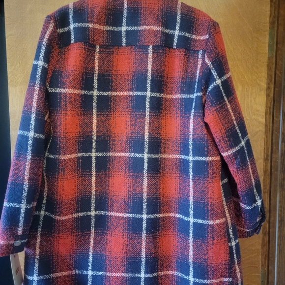 New Levi coat - Picture 4 of 7